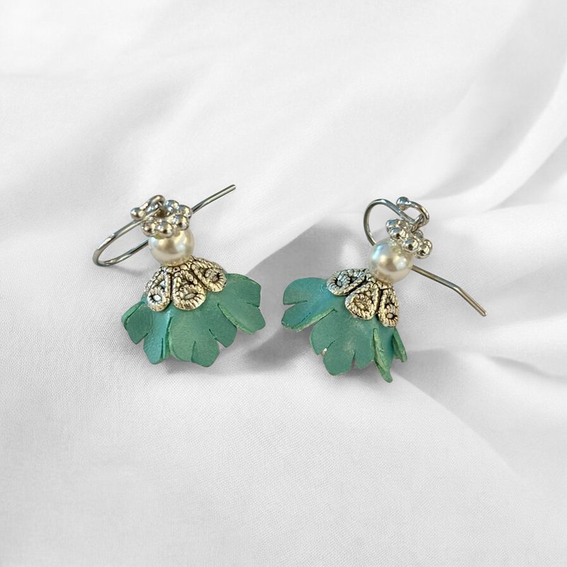 Leather Earrings Dancing Forest Elf Pearl Earrings - Items for Display - Genuine Leather Green