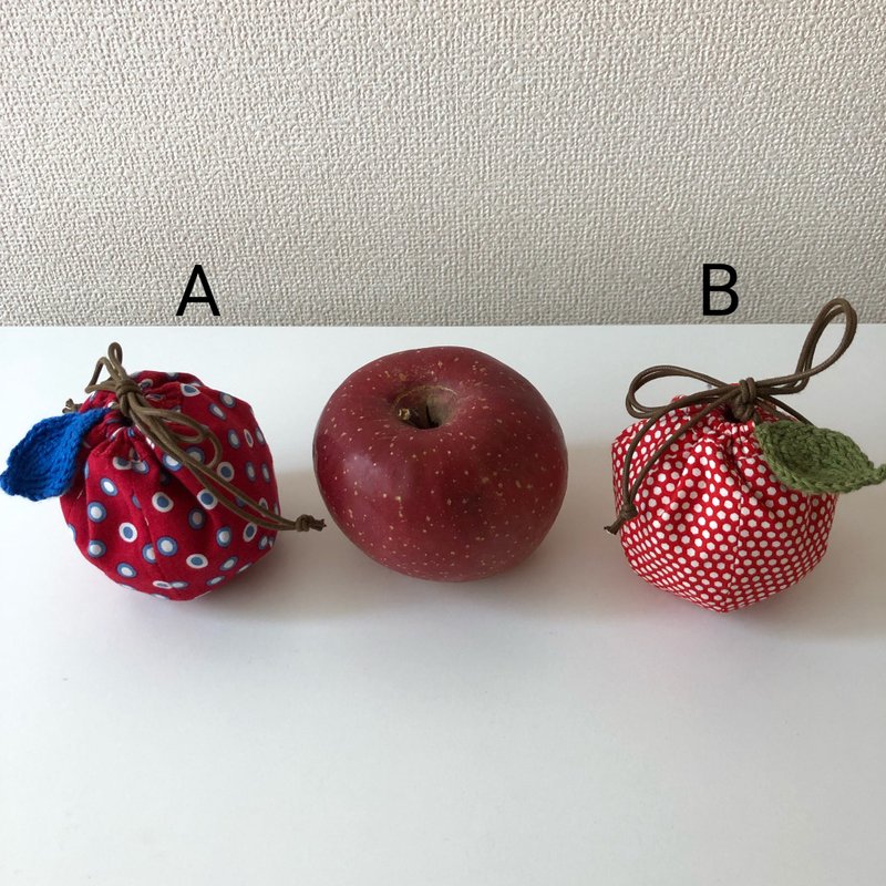 Small apple purse - กระเป๋าเครื่องสำอาง - ผ้าฝ้าย/ผ้าลินิน สีแดง