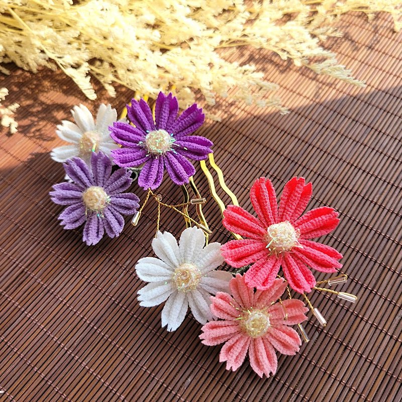 【つまみJointwork】Cosmos gradient color hair comb|Japanese style fabric flowers|Japanese style accessories - เครื่องประดับผม - ไฟเบอร์อื่นๆ สีม่วง