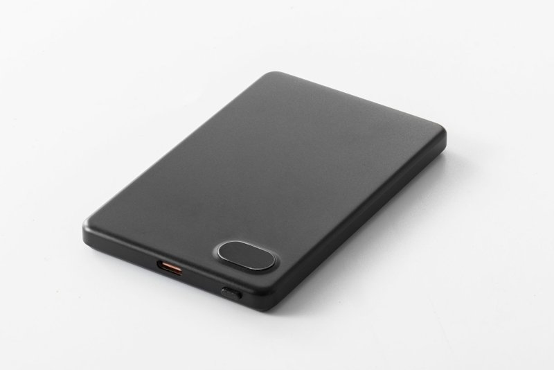 【客製禮物】0.8cm超薄行動電源 / 5000mah / 台灣製造 - 行動電源/充電線 - 其他材質 