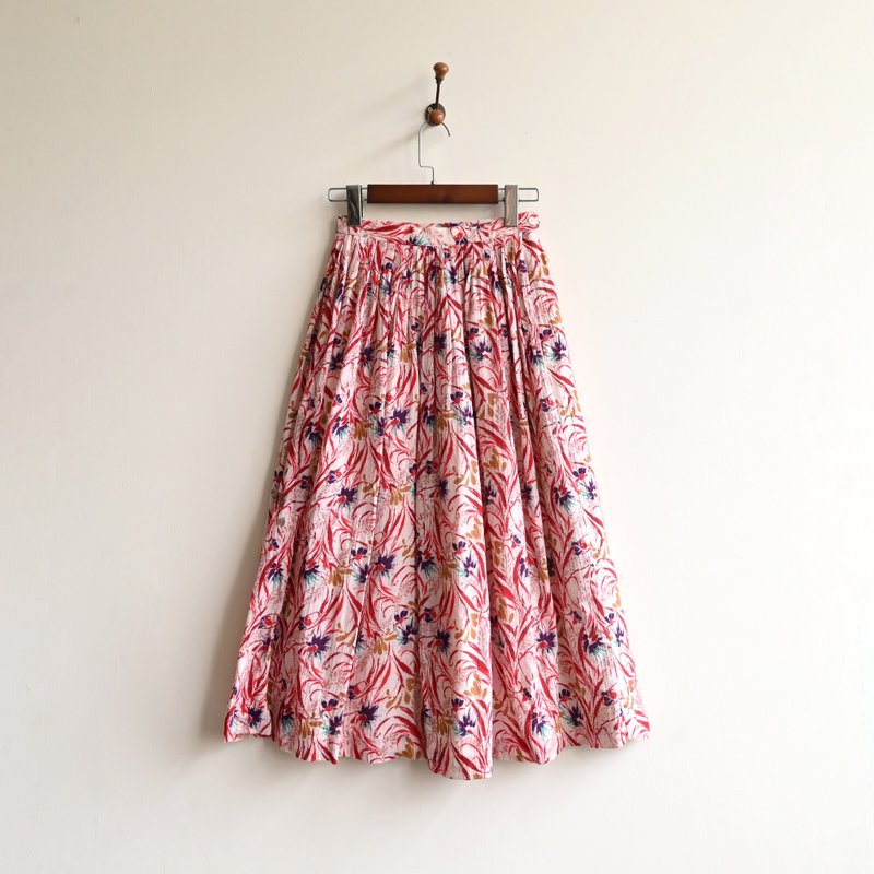 [Egg Plant Vintage] Fantasy Red Flower Print High Waist Vintage Skirt Made in Japan - Skirts - Other Man-Made Fibers Red