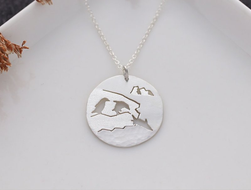 ni.kou sterling silver glacier penguin animal pendant necklace - สร้อยคอ - โลหะ 