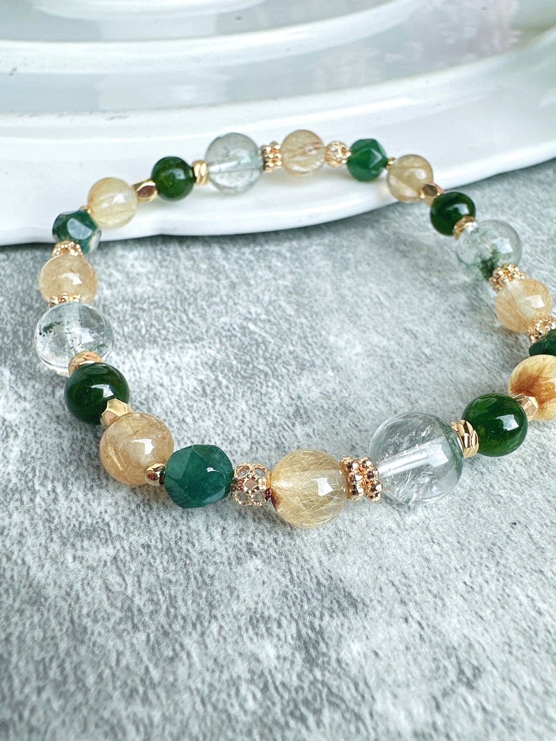 Xinchen-Secret Green Translucent Water Grass Agate Blonde Titanium Crystal Green Ghost - สร้อยข้อมือ - คริสตัล สีเขียว