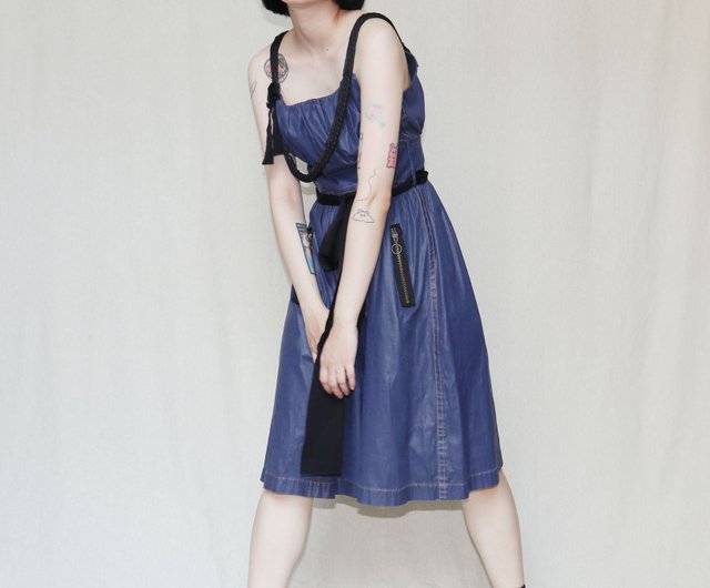 Pumpkin Vintage. LANVIN en Bleu Blue Ribbon Chain Knee Tie Dress