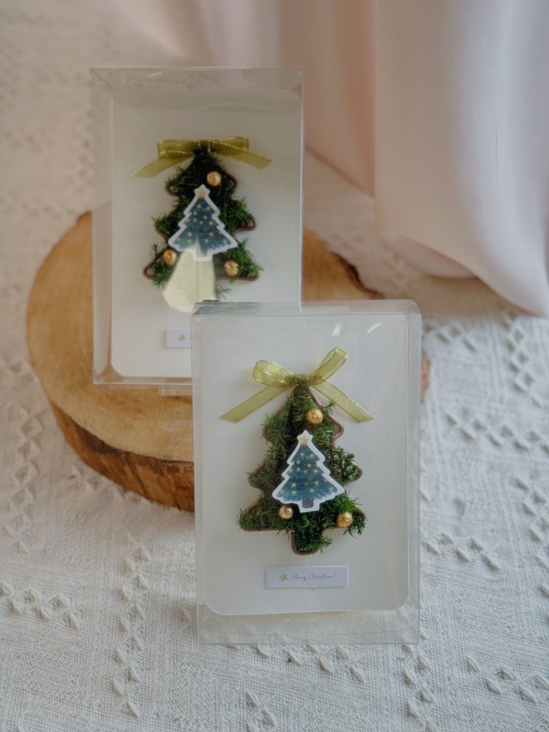 Christmas tree blessing card. Christmas gifts. Gift exchange. Christmas tree. - ช่อดอกไม้แห้ง - พืช/ดอกไม้ สีเขียว