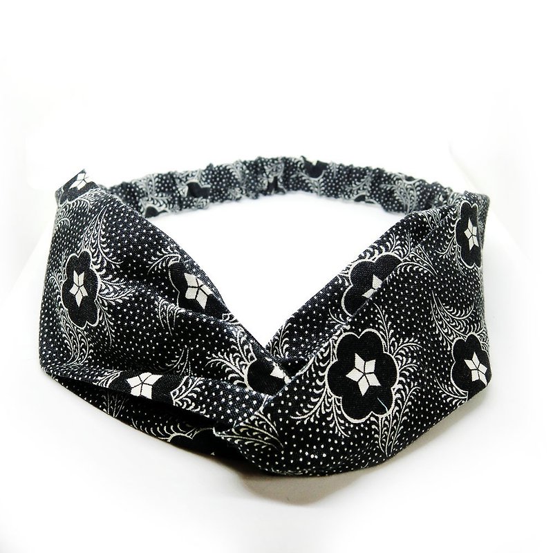 [Shell art] Japanese emblem style hair band (black) - เครื่องประดับผม - ผ้าฝ้าย/ผ้าลินิน สีดำ