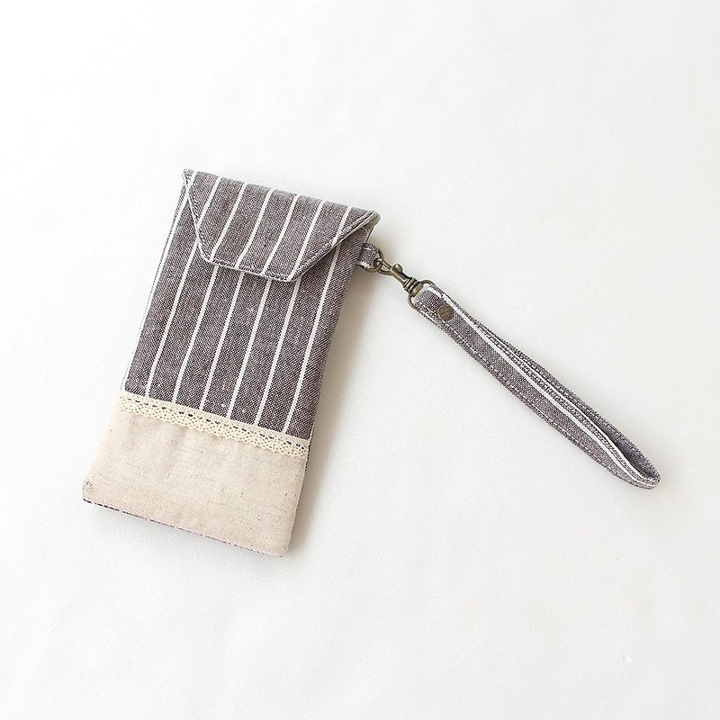 Forest stitching lace stripe mobile phone bag - เคส/ซองมือถือ - ผ้าฝ้าย/ผ้าลินิน สีนำ้ตาล
