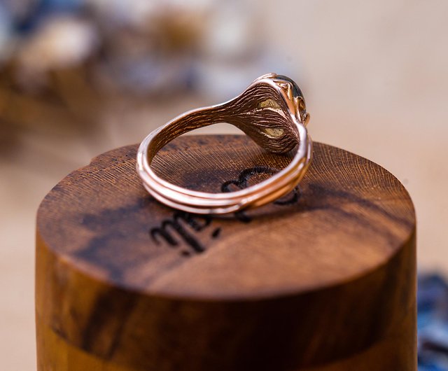ブルー ラブラドライト リング14k ゴールドの婚約指輪 |ユニークな自然
