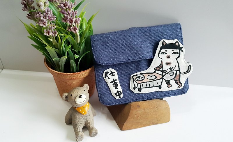 Mini bear hand 喵喵 喵喵 中 多功能 multi-function small bag ID package set exclusive - ID & Badge Holders - Cotton & Hemp 