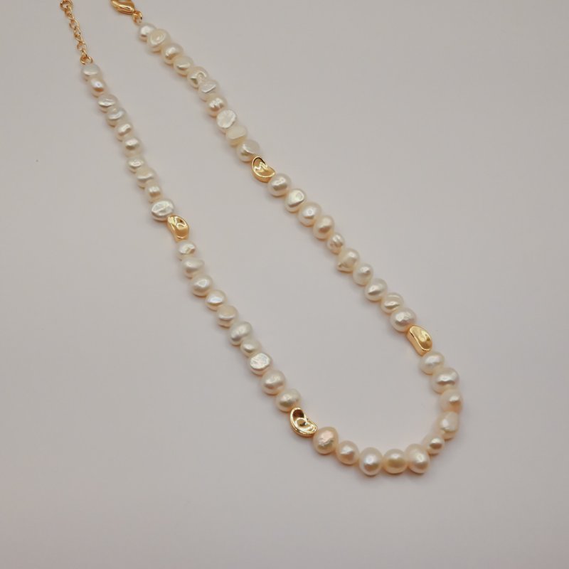 Bianco | Trenta 001 - Necklaces - Pearl Gold