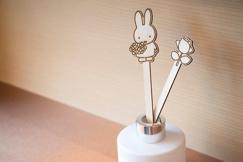 【Pinkoi x miffy 】miffy & Tulip Diffuser | ninety second - Fragrances - Wood Brown