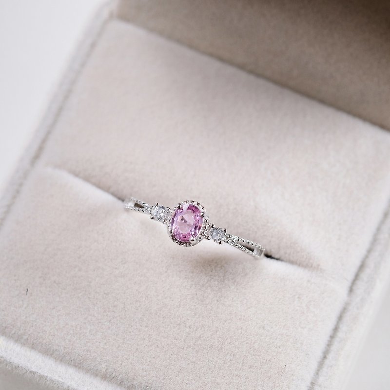 Pink Sapphire Sapphire 925 Sterling Silver Ring Simple Diamonds - แหวนทั่วไป - เงินแท้ สึชมพู