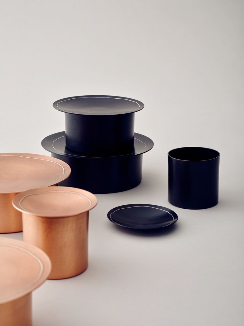 KIMHA HERITAGE HANDS BY HAYAN KIM leum - 裝飾/擺設  - 銅/黃銅 金色