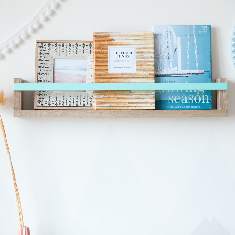 Natural wood floating book shelf with bar for Kids room, nursery, shelving - ชั้นวาง/ตะกร้า - ไม้ 