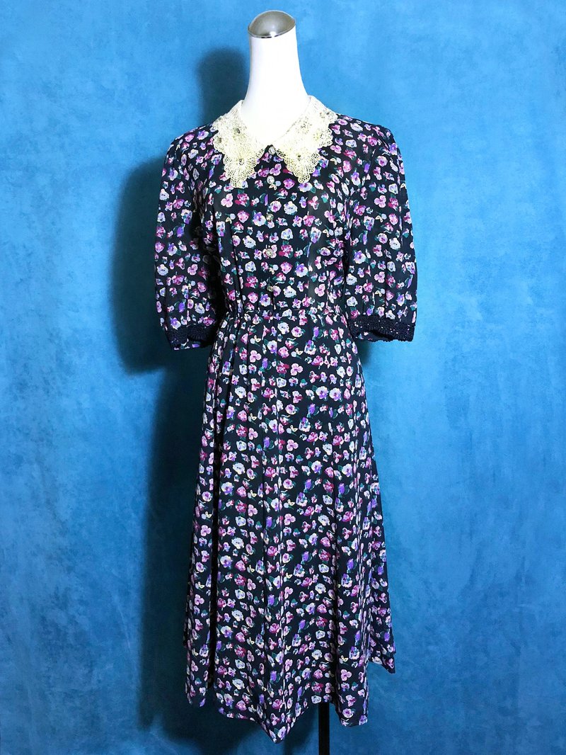 深藍花朵刺繡領片輕古董洋裝/ 國外帶回 VINTAGE - 洋裝/連身裙 - 聚酯纖維 藍色
