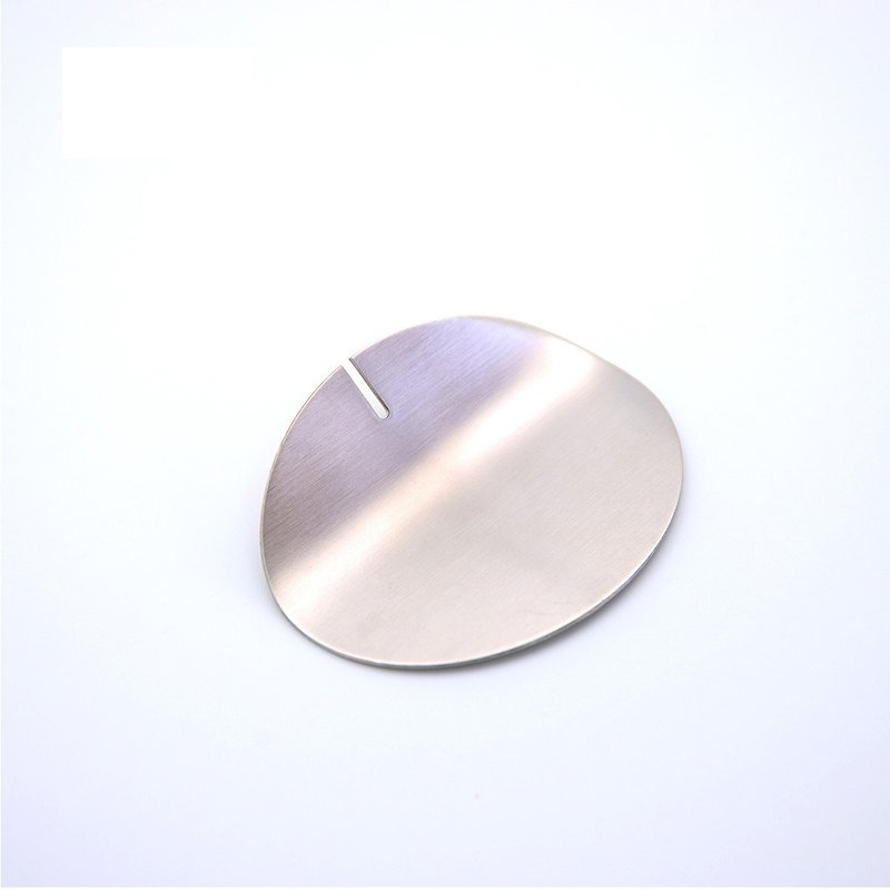 MATTE FINISH OVAL CUTLERY/KNIFE REST - Other - Stainless Steel Silver