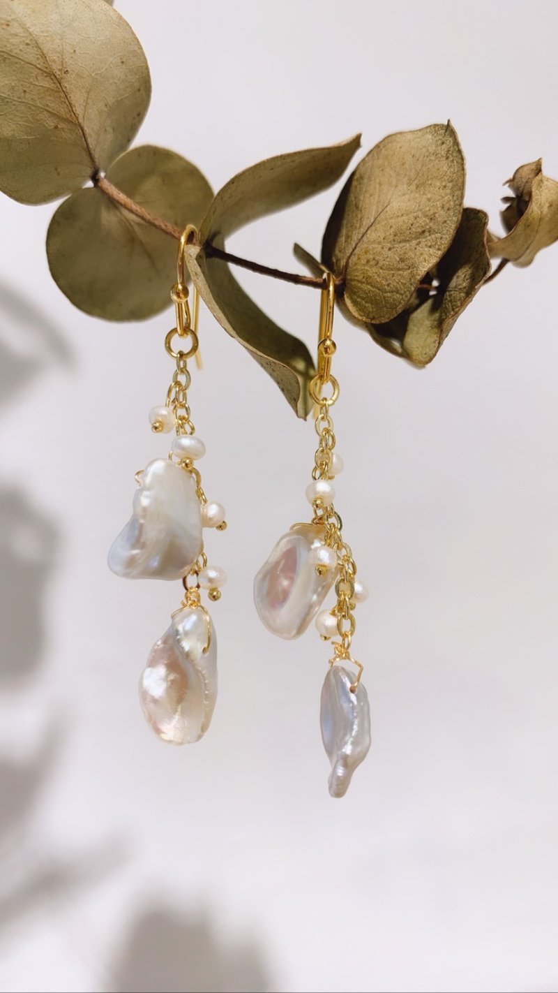 Ops pearl earrings- 18k包金/珍珠/長耳環/氣質/細膩/浪漫/禮物 - 耳環/耳夾/耳骨夾 - 珍珠 金色