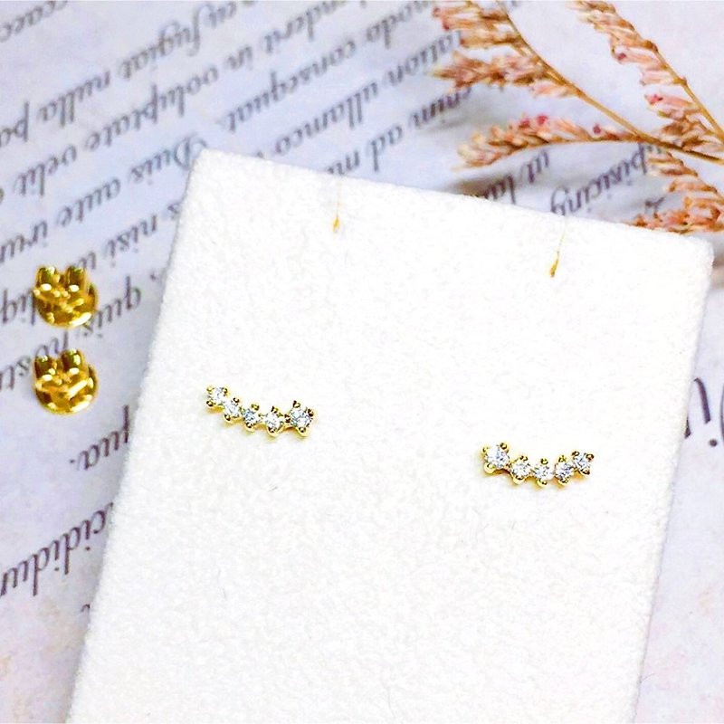 【Moriarty Jewelry】14K Yellow Gold Smiling Diamond Earrings - Earrings & Clip-ons - Diamond 