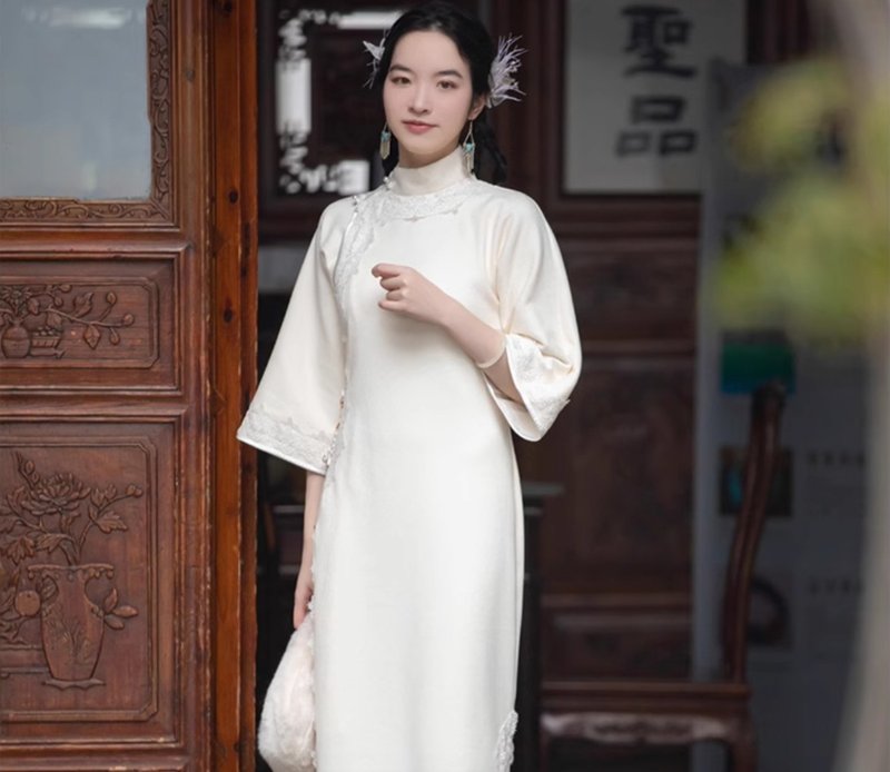 Yuchen New Chinese Retro Beautiful Knitted Cashmere Cheongsam - Qipao - Other Materials White