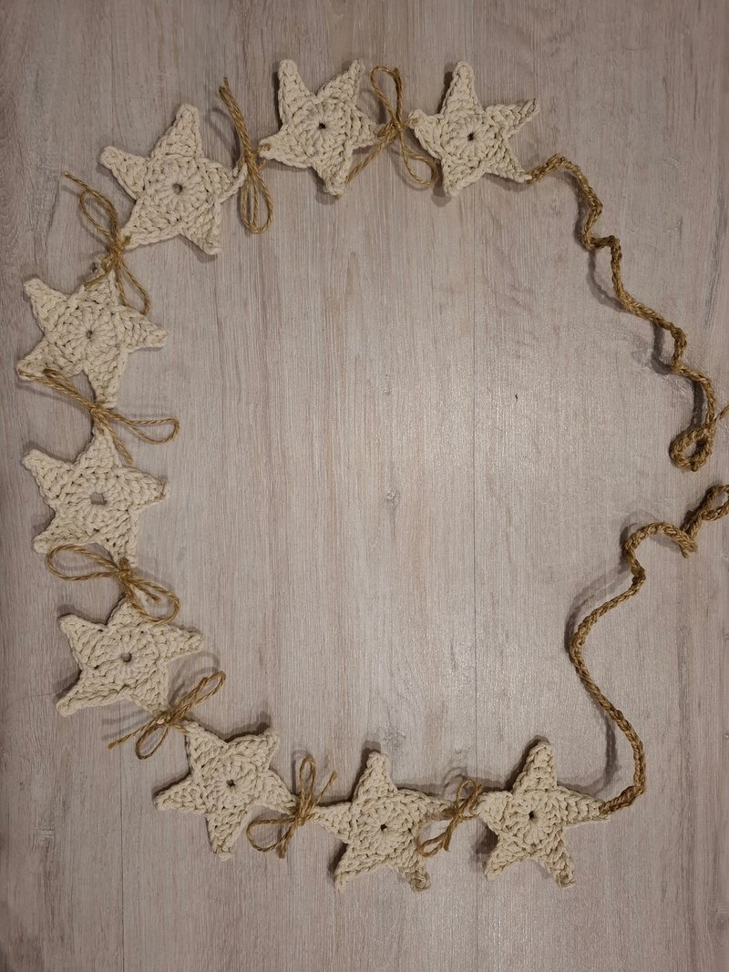 Crochet 9 star garland Christmas stars home decot nursery decor natural - ตกแต่งผนัง - ผ้าฝ้าย/ผ้าลินิน หลากหลายสี