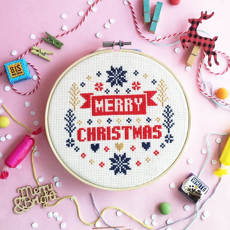 聖誕十字繡材料包 - Merry Merry Christmas, 客製化加入英文名字 - 編織/羊毛氈/布藝 - 繡線 紅色