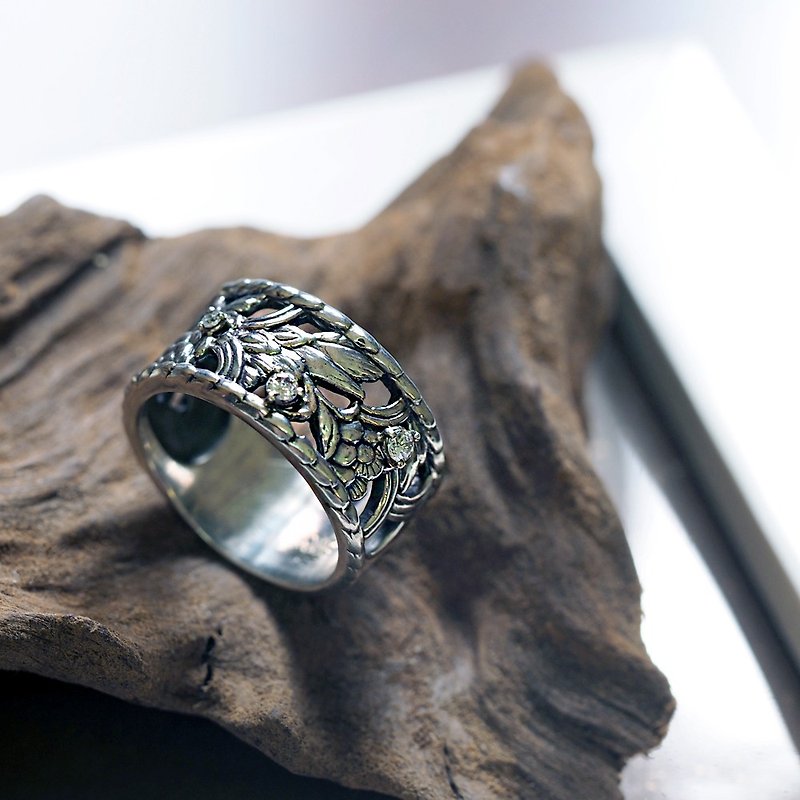 Sheng-huaye crystal diamond ring (wide) 925 sterling silver - แหวนคู่ - เงินแท้ สีเงิน