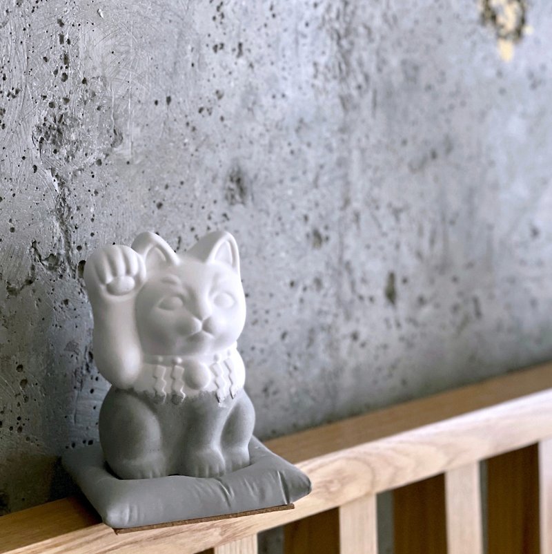 10CM New Cement Lucky Cat Diffuser with Cement Goo𠱸 Right Lucky / Left Lucky - น้ำหอม - ปูน สีเทา