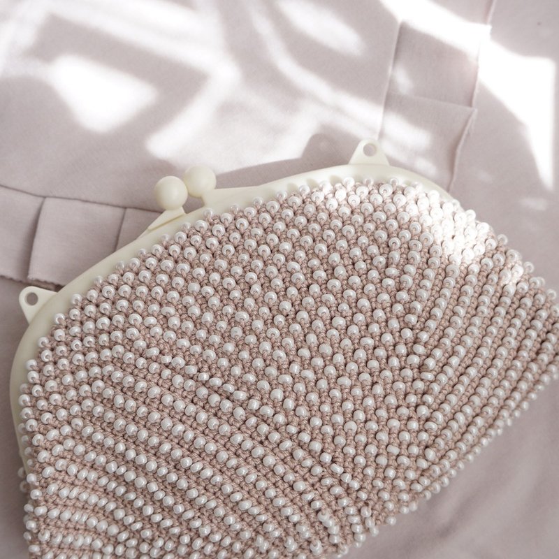 Ba-ba (m) Skipping Stiches Beads crochet petit bag No.2154 - 手拿包 - 其他材質 粉紅色