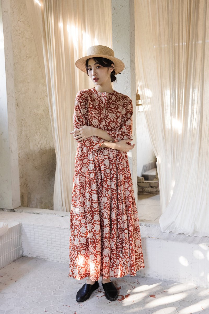 Woodcut Printed Thread Slim Long Dress_Coffee Orange Blossom - ชุดเดรส - ผ้าฝ้าย/ผ้าลินิน สีนำ้ตาล