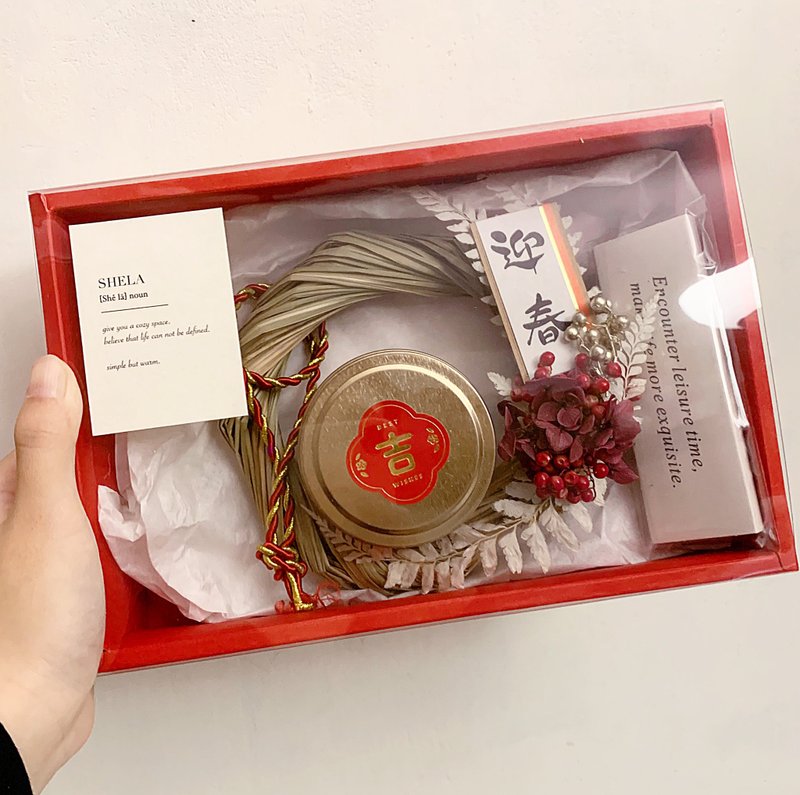 【春節禮盒】香氛蠟燭(香氣任選) +迷你祈福注連繩 新年 春節禮 - 壁貼/牆壁裝飾 - 植物．花 紅色