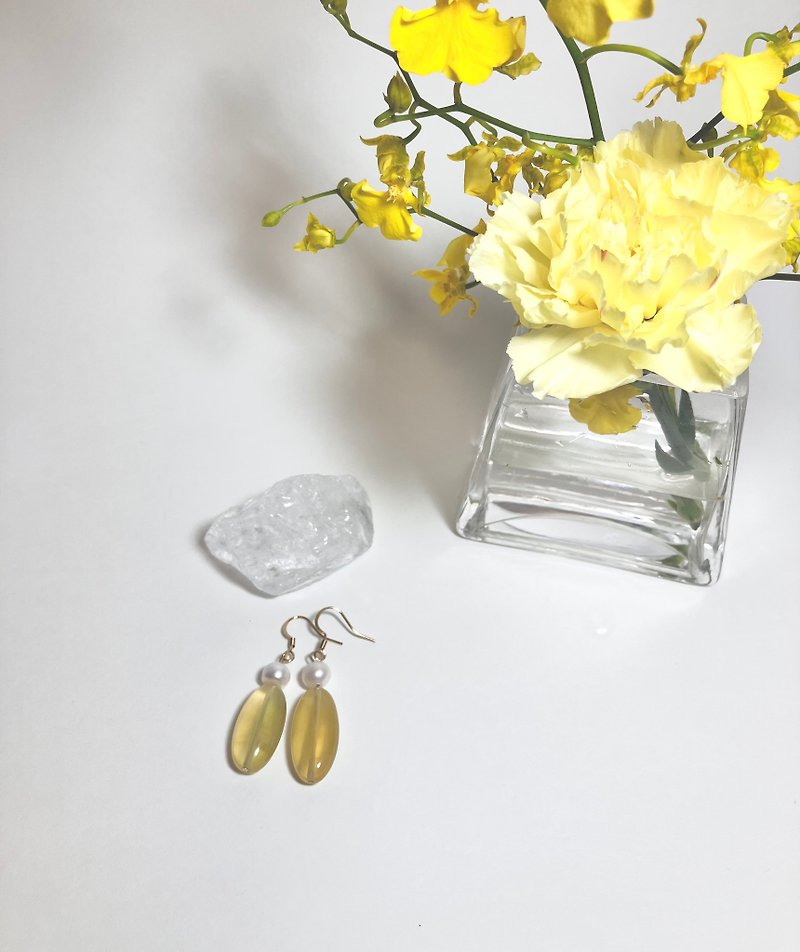 Yellow fluorite freshwater pearl Clip-On - Earrings & Clip-ons - Other Materials Yellow