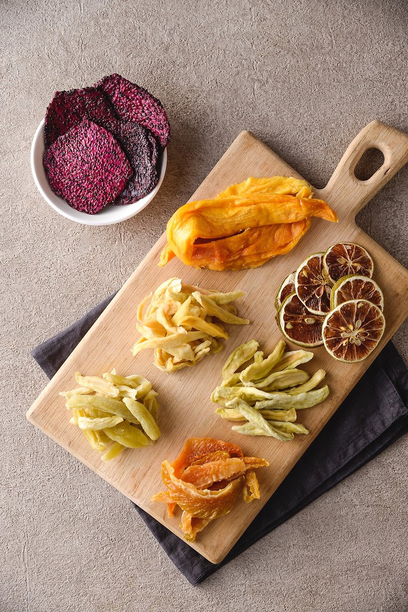Buy 5 get 1 free dried fruit in the whole restaurant, sweet and sour taste of dried fruit - Dried Fruits - Plastic Red