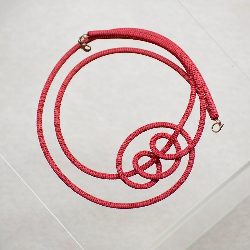 Lussli | Knitted Necklace - STAY (Dark Red) - สร้อยคอ - ผ้าไหม สีแดง