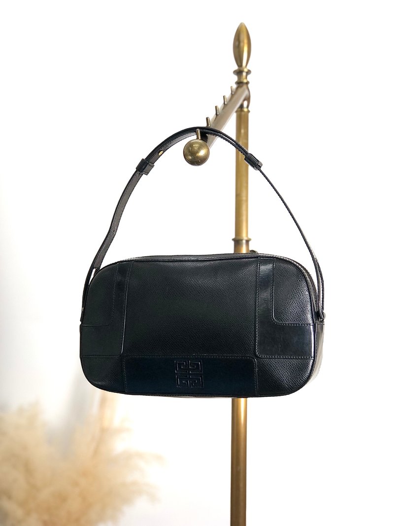 【 日本直送　名牌中古包 】GIVENCHY ジバンシィ ハンドバッグ ブラック ロゴ レザー ミニバッグ vintage ヴィンテージ オールド 535hez - 手提包/手提袋 - 真皮 黑色