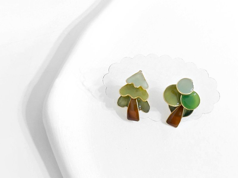 Ear acupuncture x Clip-On crystal flower_Senmu_Light point jewelry - Earrings & Clip-ons - Resin Green