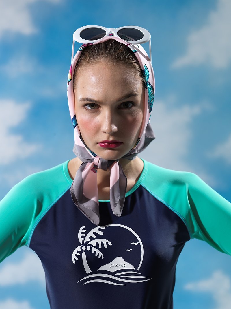 Long-sleeved sporty two-cut swimsuit (with pad and swimming cap) - ชุดว่ายน้ำผู้หญิง - ไนลอน สีน้ำเงิน