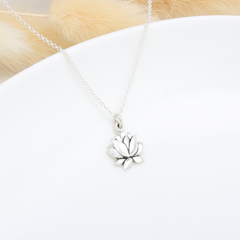 【Angel & Me】Love Lotus s925 sterling silver necklace Valentine Day gift - Necklaces - Sterling Silver Silver