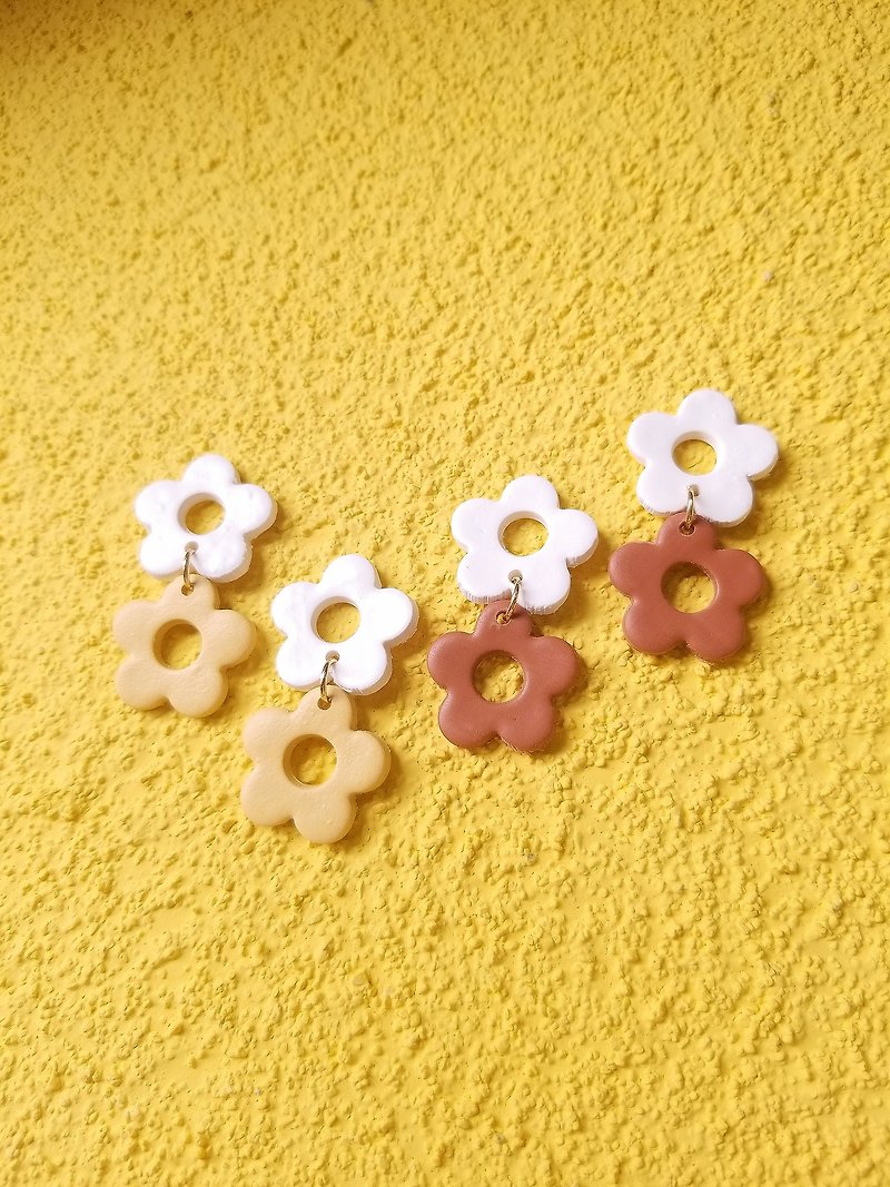 Autumn Flower Polymer Clay Earrings/Clip On Earrings - Earrings & Clip-ons - Pottery Multicolor
