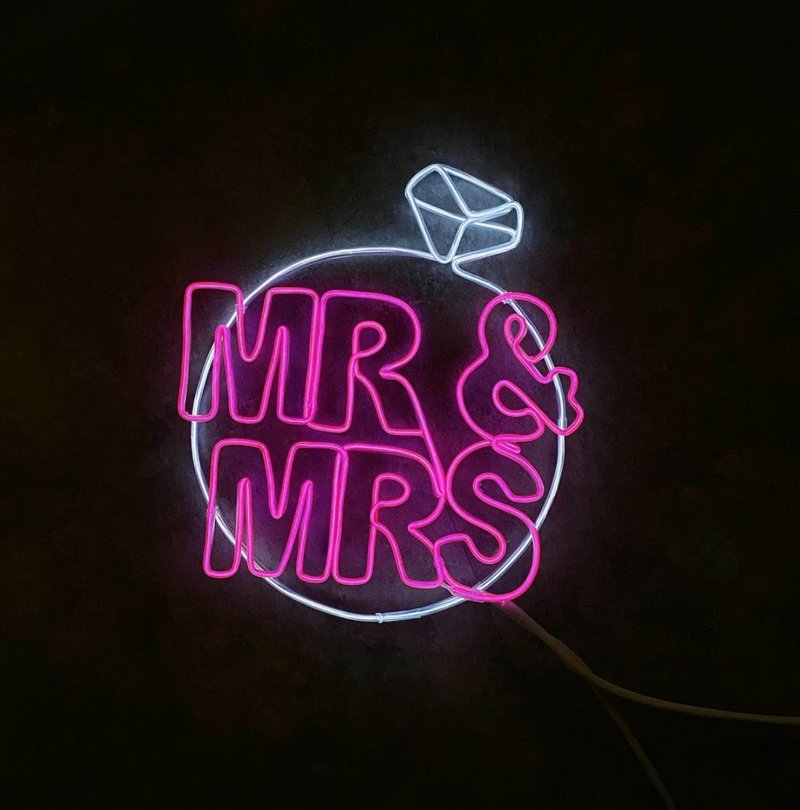 neonlite 客製霓虹文字圖案燈 /Mr&Mrs婚戒/ - 燈具/燈飾 - 塑膠 粉紅色