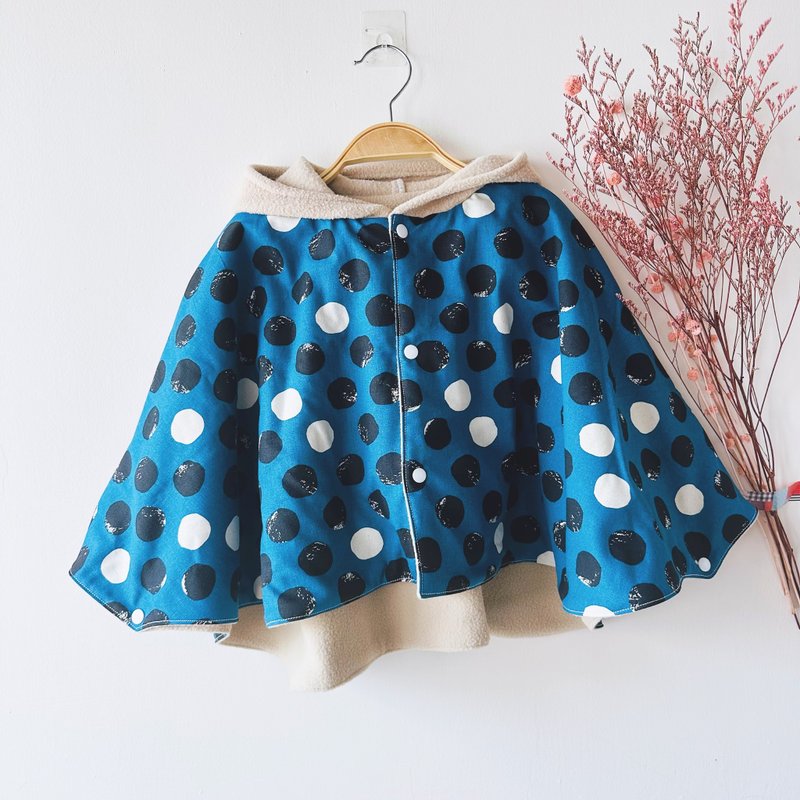 Spot Dot Smurf Cape 0-4 years old - เสื้อโค้ด - ผ้าฝ้าย/ผ้าลินิน 