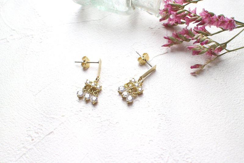 The sun-zircon brass earrings - Earrings & Clip-ons - Copper & Brass Gold