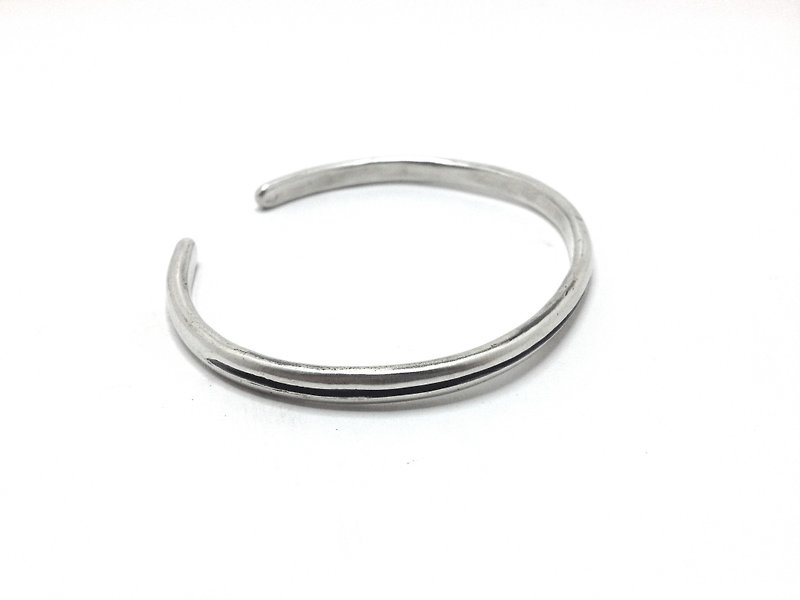 Olinda Sixth·Pure Silver Thick Edition Bracelet | Olinda - สร้อยข้อมือ - โลหะ สีเทา