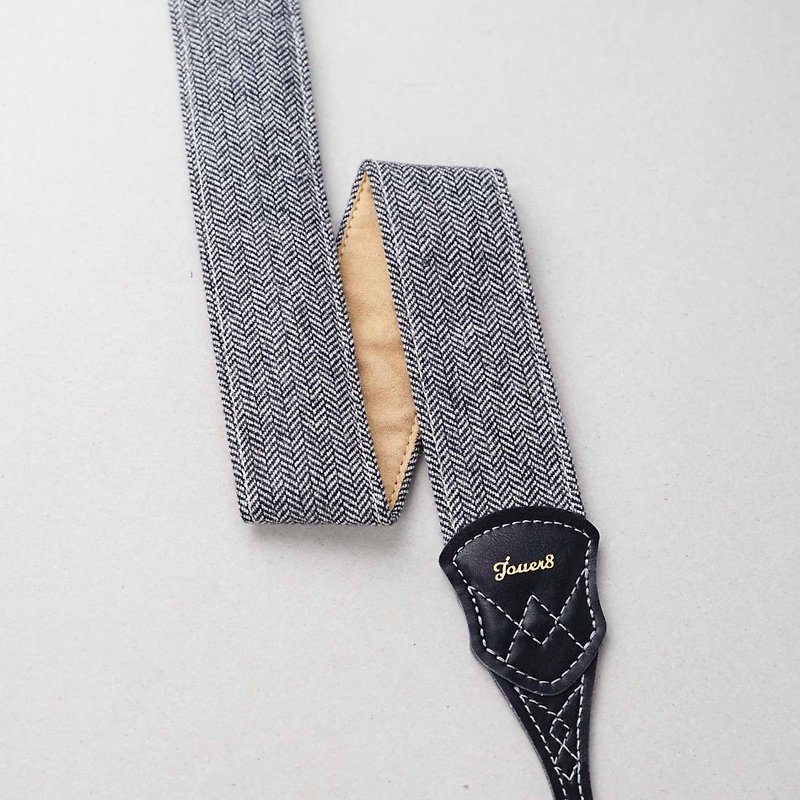 [Light-seeking] Decompression camera strap - Tuoying - gentleman calm - coat wool cloth - gentle touch - Camera Straps & Stands - Cotton & Hemp Multicolor