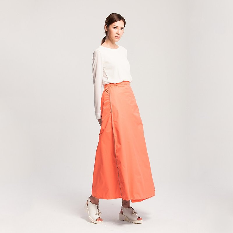 (Sold Out)(Super Value)【MORR】Rainsk One Piece Skirt【Peach Orange】 - ร่ม - วัสดุกันนำ้ สีส้ม