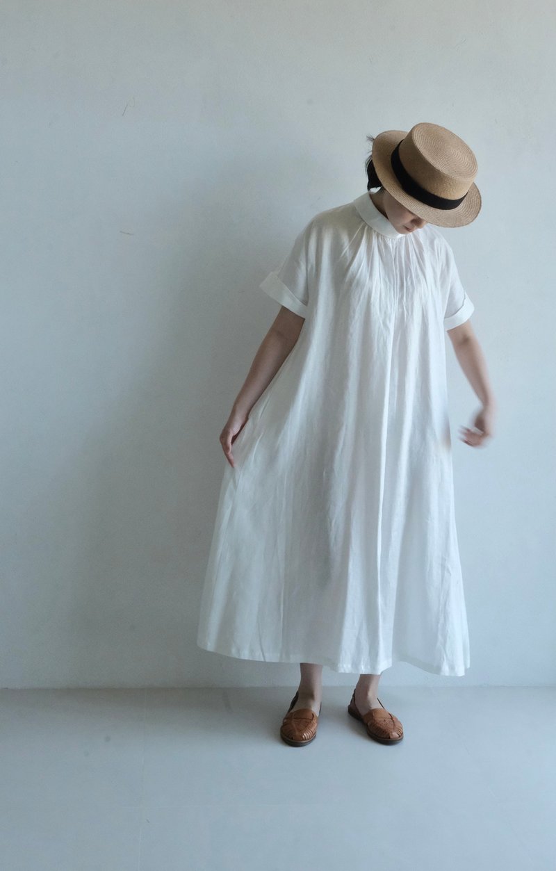 Pure Linen Sleeved Ruched Dress - ชุดเดรส - ผ้าฝ้าย/ผ้าลินิน 