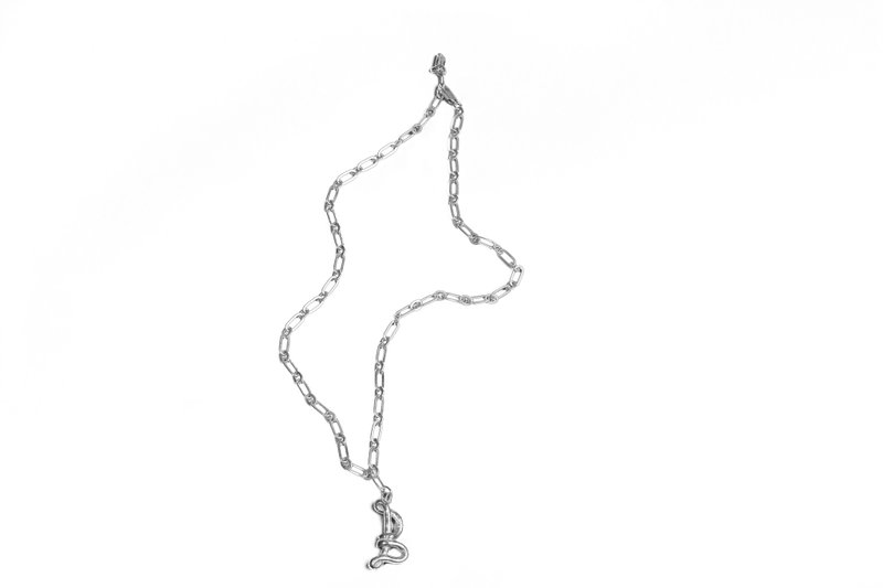 Knot Alphabet NecklaceSilver 99.99 / B / - 項鍊 - 純銀 銀色