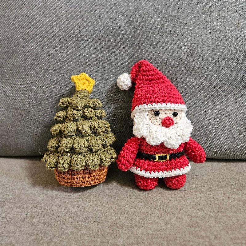 Pure cotton hand-crocheted Christmas tree and Santa Claus - Items for Display - Cotton & Hemp 