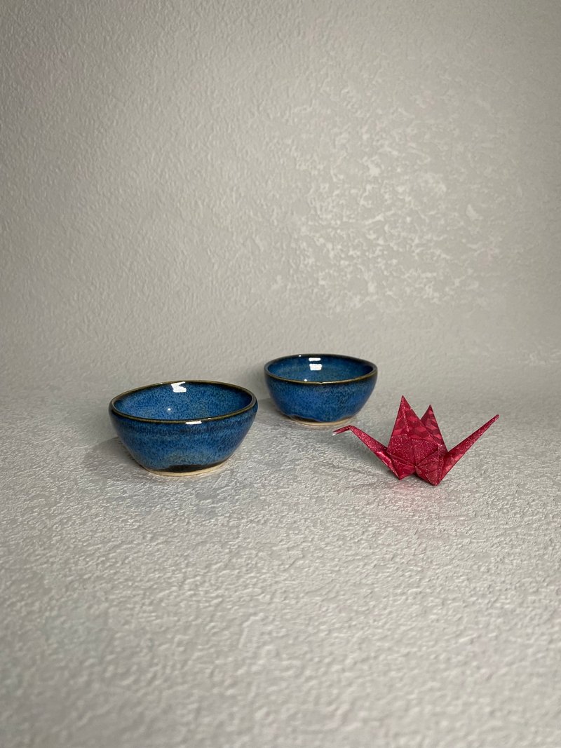 Twin Gemstone Blue Handmade Ceramic Shot Glasses, Set of Two - Flowing Clouds and Flowing Water Series - แก้วไวน์ - ดินเผา สีน้ำเงิน