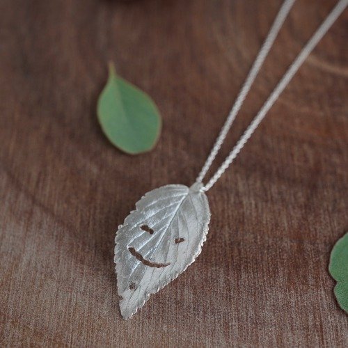 Cherry leaf necklace [P097SV]