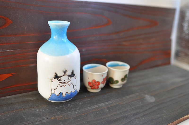 日本酒を呑む呑むセット　富士猫のお猪口と徳利セット - 酒杯/酒器 - 陶 藍色
